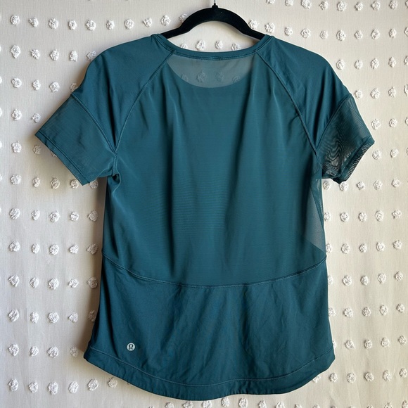 Lululemon Women’s Mesh Back Short Sleeve Tee‎ Teal Blue - Picture 2 of 2